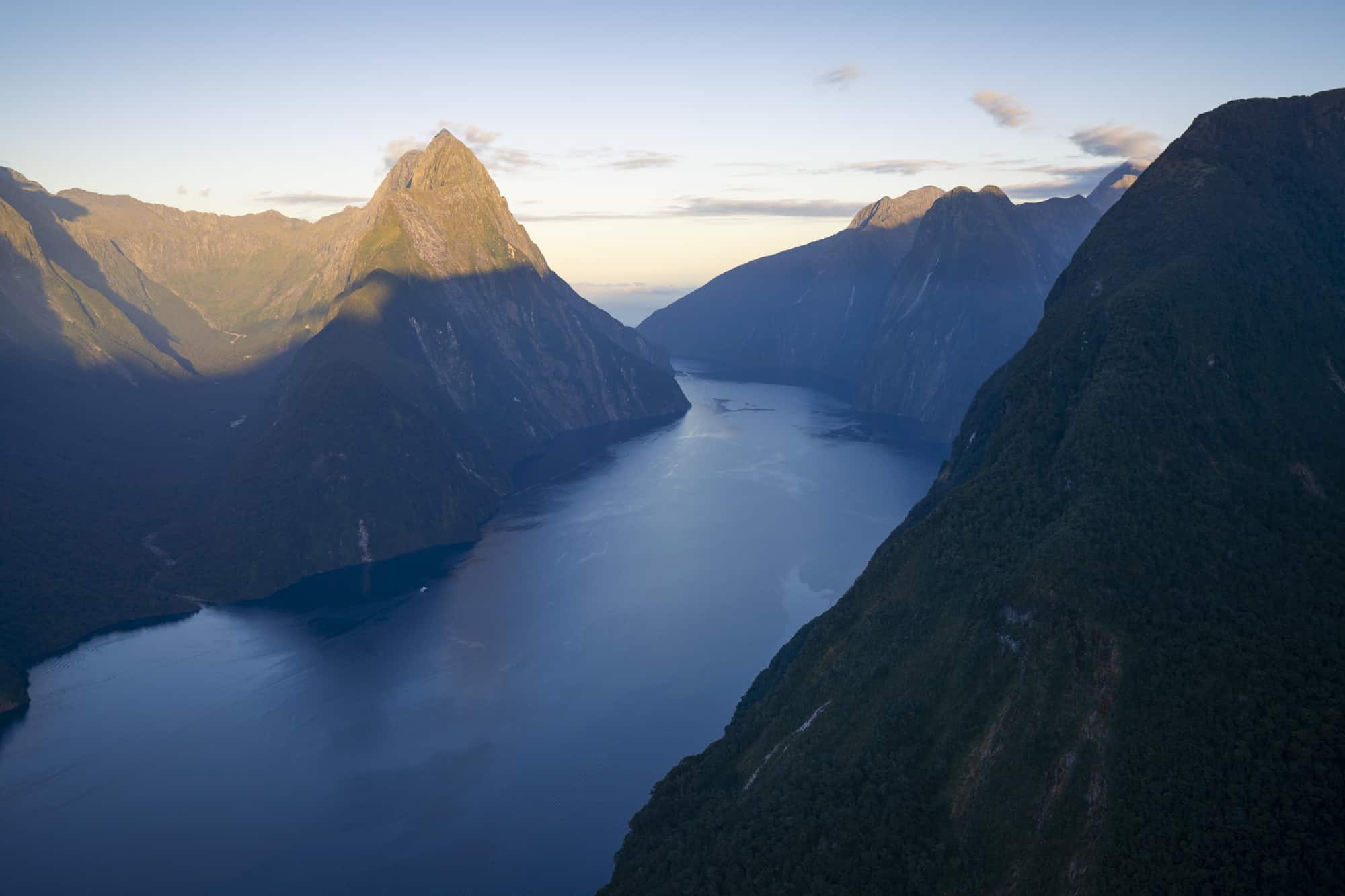 milford sound helicopter tour from te anau