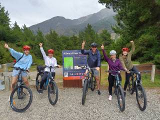 Bike The Wanaka And Hawea Trails - Luxury Shuttle Included