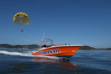 Bay of Islands Parasailing