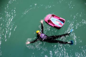 Sledging rapids, waves and the beautiful Kawarau River Queenstown