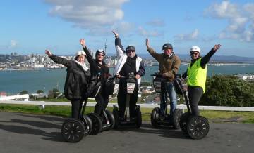 Devonport Magic Guided Segway Tour to Mount Victoria