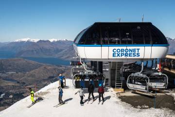 Coronet Peak Ski: Private Shuttle