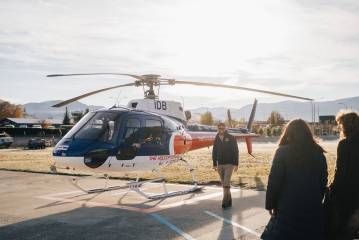 Helicopter Fllight around Queenstown and Surrounding Mountains