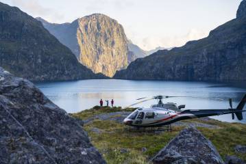 Sutherland Falls Scenic Flight - Milford Helicopters