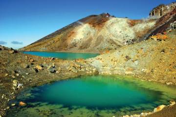 Tongariro Alpine Crossing return shuttle from Taupo