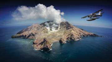 White Island/ Mount Tarawera 'Volcanic Extremes' Floatplane Adventure