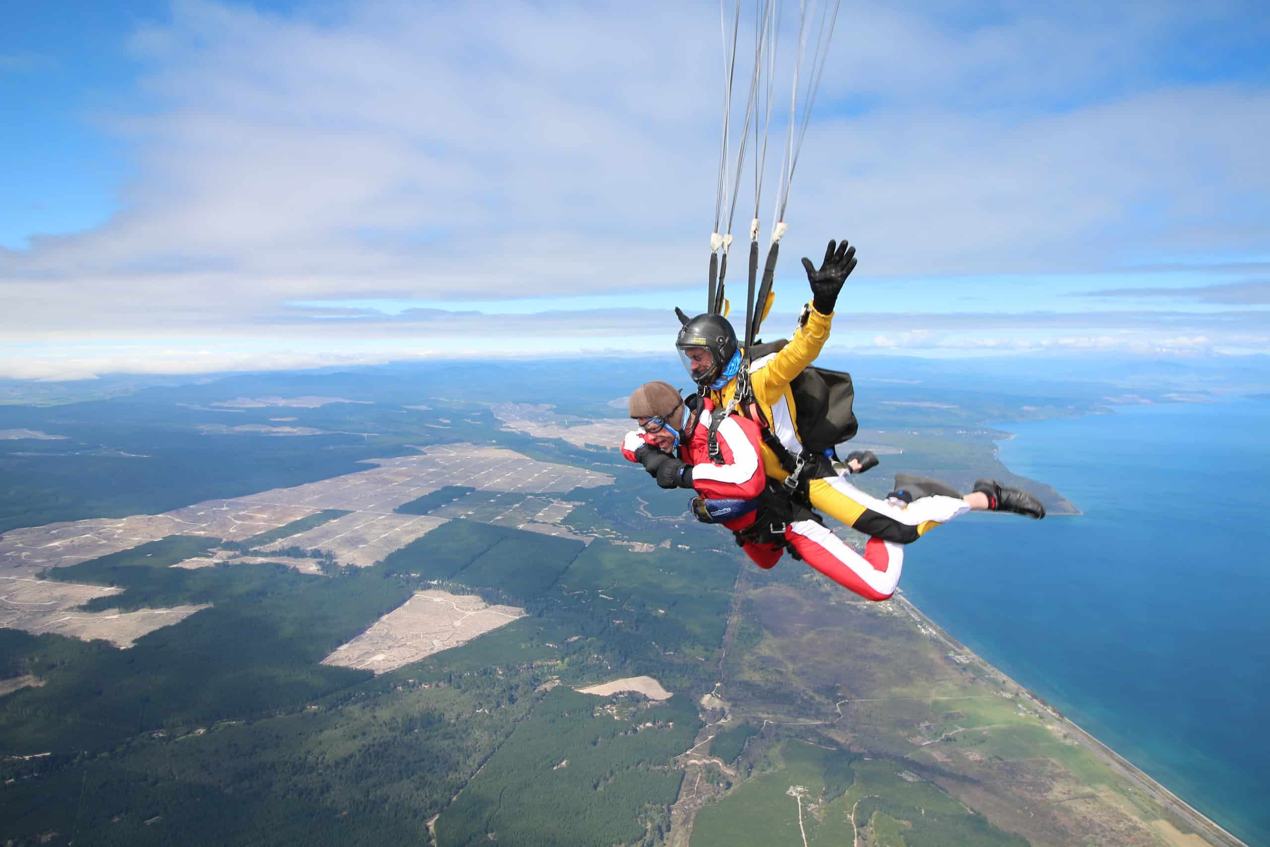 Tandem Skydive over Lake Taupo - 18,500ft (WEEKEND ONLY) | See and Do ...