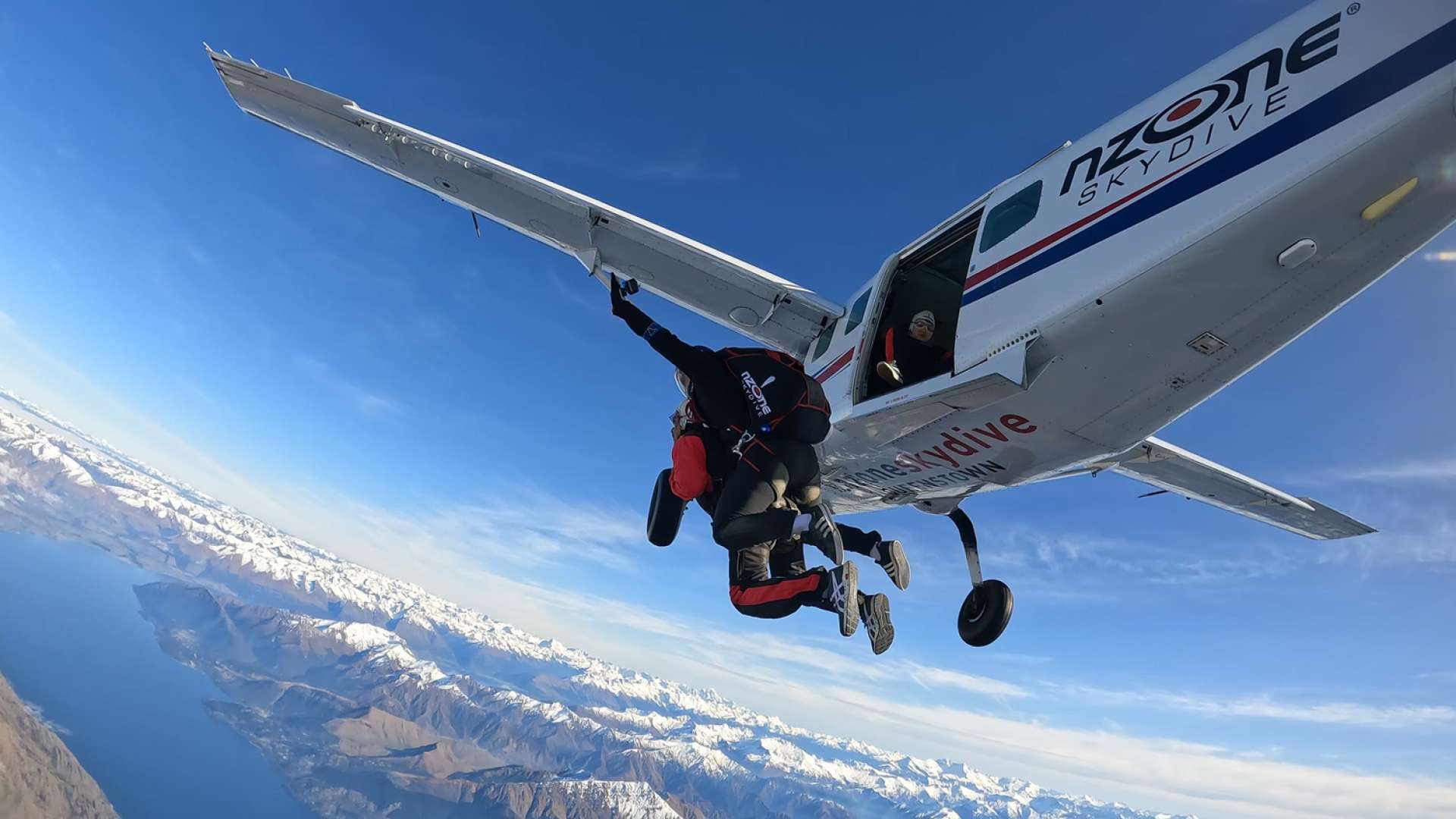 Tandem Skydive Queenstown | See and Do New Zealand